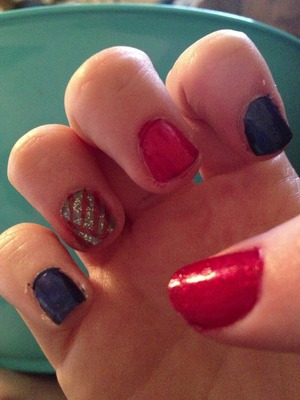 This is how i painted my nails for the 4th Of July in 2013
