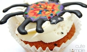 12 Halloween Cupcake Toppers with Royal Icing | Baking
