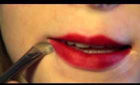 Holiday-Howto: Rock Red Lips