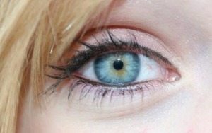 My eyes blue green 