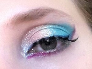 Sugarpill loose eyeshadow: Starling, Smitten and Lucid.  Kitten Parade and CandyCrush from the Sparkle Baby palette.