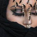 Arabic makeup 
