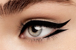 The Cat’s Meow: 3 Creative Cat-Eye Looks to Try