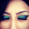 Green and blue eyes party look