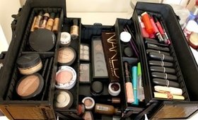 Small Makeup Collection: What's in my Train Case