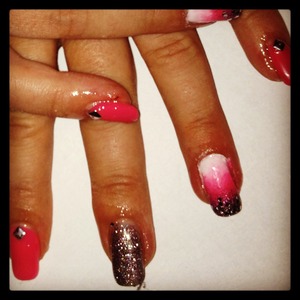 Nail extensions in ibd gel with ibd justgel polish nail art!

Instagram @katieg4512