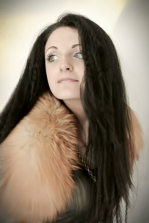 Photos by Avanda Mast
Makeup & Hair by Jocelyn DeChenne
Model: Beth'Ann Thanem Cole
