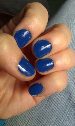 I love this blue nail polish! this is two coats with no top coat. 