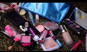 What Is In My Makeup Bag 2017