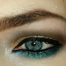 Gold Smoky Eyes with a Pop of Teal!