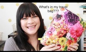 What's in my makeup bag????  Travel edition!!!!!