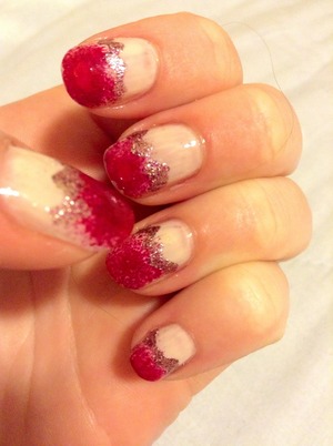 pink sponged nails with cream undercoat and sparkle border