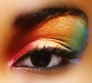 rainboww eyee.