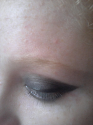 bad photo but... it was something i was just trying out... dont worry i do usally cover my skin&fill in my eyebrows but it was trial&error day :)