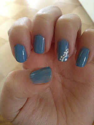 Used tape to make the outline! :)