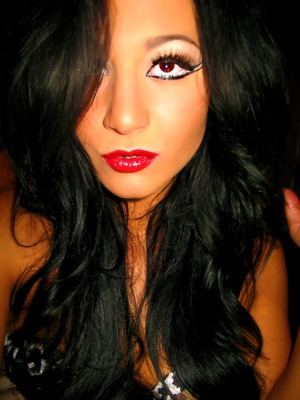 beauty is about being comfortable in your own skin.. that or a kickass red lip ;)