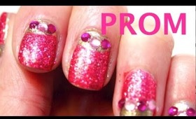 DIY Prom Nails: Quick and Sparkly!