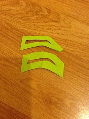 Plucked my eyebrows a bit thinner than I'd hoped, made some *eyebrow templates from post-it notes