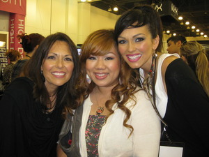 Me with the wonderful Kandee Johnson and her mom at the 2010 Pasadena IMATS