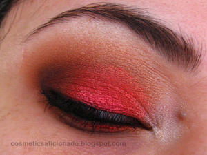 http://www.cosmeticsaficionado.com/2010/11/eye-of-day_17.html