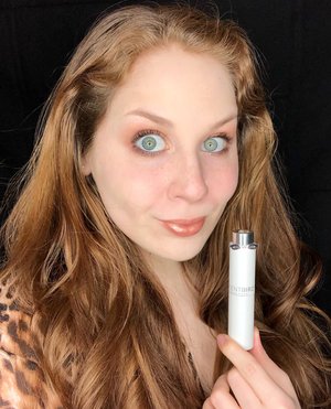 Testing out Scentbird and giving you Jeaniez the ins and outs of the brand! http://www.thaeyeballqueen.com/reviews-swatches/is-scentbird-worth-it/