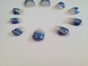 Prom nails!

OPI Dating a Royal, Essie Set in Stones