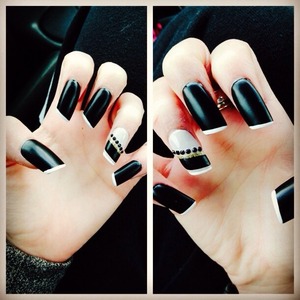 Trendsetter, angled nails with design. Matte black