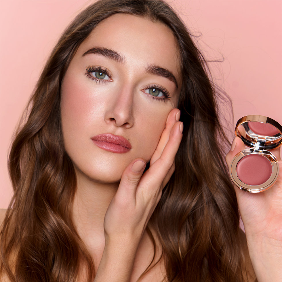 Charlotte Tilbury Lip and Cheek Glow Pillow Talk Color of Dreams