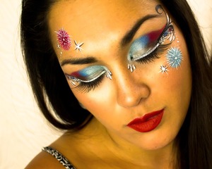 Baby you're a FIREWORK, come on let your colors burst!!
VOTE FOR ME PLEASE @
https://www.facebook.com/CoastalScents?v=app_184343041637133&from_id=183328