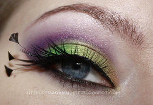 Tutorial on my blog! --> http://madamnoire.blogspot.com/2012/02/tutorial-purple-and-bright-green.html