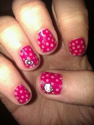 Polka Dot and Hello Kitty... my 2 favourite things! 