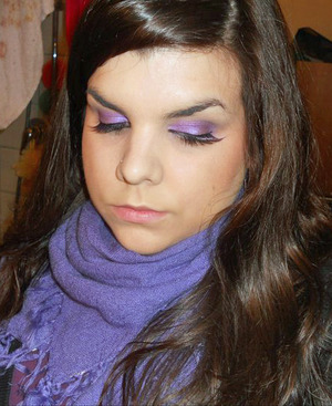 I love "Violet" pigment from MAC