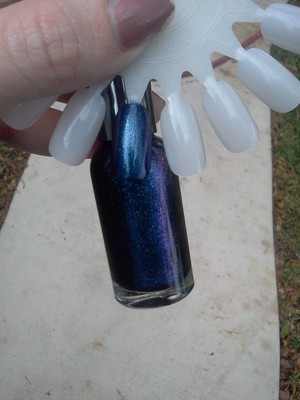 I also love to make my own nail polish colors and acrylic powder colors. This is one I used mica with