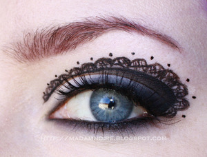 Lace eyes inspired by Klaire De Lys
More info on this look on my blog: 

http://madamnoire.blogspot.com

