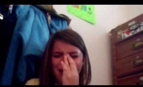 11 year old girl crying over justin beiber.:).♥.
