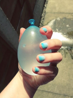Sky blue gradient nails! Perfect for summer! I've used Barry M 'Blue Moon' and No7 'Stand Back'. Finished with a clear top coat! 
Very easy to do! 