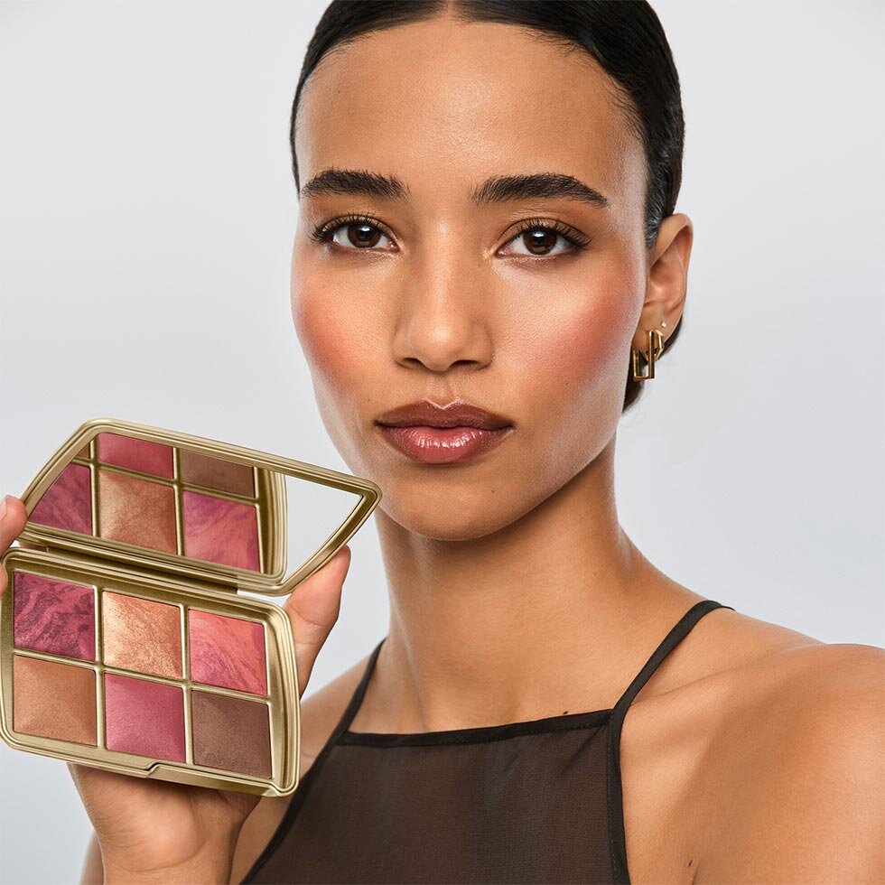 Hourglass Ambient Lighting Edit Unlocked – Luck