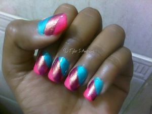 Acrylic Nails w/cute and simple stripes... wish you see the true colour.

*Taken with my phone camera, sorry*
