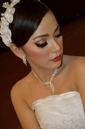 Bride with red lips