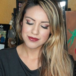 Holiday Makeup tutorial https://youtu.be/4uzQZrZs7Y4