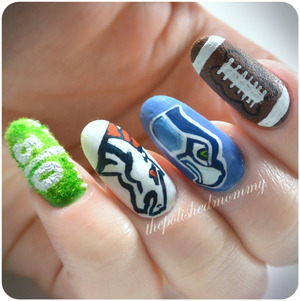  Are you ready for game time?! Which team are you hoping will win??
http://www.thepolishedmommy.com/2014/02/super-bowl-xlviii.html

#fingerpaints #NFL #spuerbowl #superbowlxlviii #football #broncos #seahawks #nailart 

