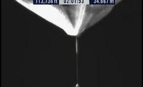 felix baumgartner jumps from 71 580 feet 2012 video of skydiving record !