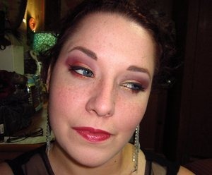 A look I through together on a random night out that I liked so much I decided to film.

http://youtu.be/VgViH9SZ2ak

items not listed below, Victorian Disco Cosmetics pigment in For the Hoarde, Wet n Wild LE Baked Off Contest Baked shadows lightest gold shade, and Fresh Minerals Pigment in Bordeaux.