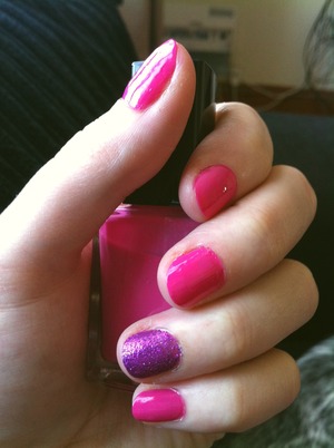 Avon nailvarnish is THE best for bright spring colours <3