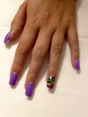 Used nsi acrylic with neon glitter powders and added zebra stripes!! 