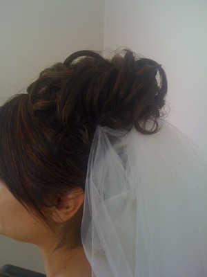Brides Hair & Makeup Client!
www.shaniltonsvirtuouscreations.webs.com