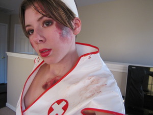 Halloween 2010 - Zombie nurse XP