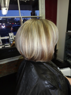 All over Highlight Retouch and Haircut (Client had about 4 inch outgrowth)