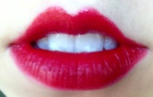 Maybeline Very Cherry lipstick
