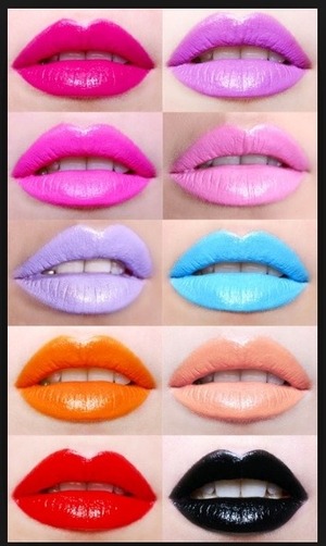 These neon lipsticks are very pigmented, in one swipe they can give thier color and they also come with thier auto gloss. 💋